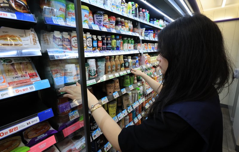 9월 소비자물가 2.1% 상승…빵 6.5%↑·커피 15.6%↑ (상보)