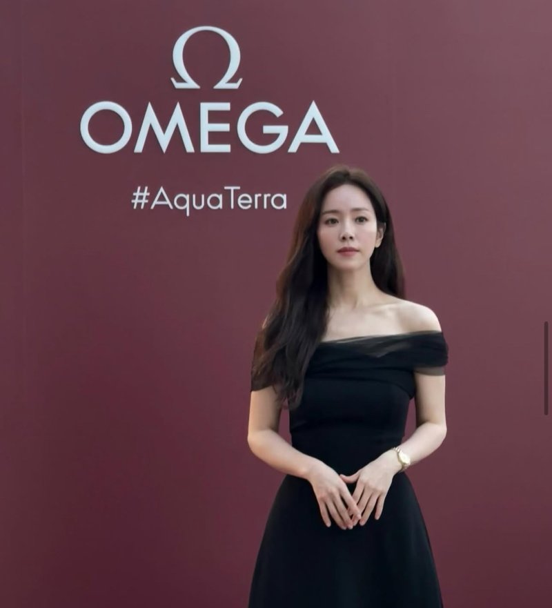 [서울=뉴시스] 배우 한지민. (사진=한지민 인스타그램 캡처) 2025.09.22. photo@newsis.com *재판매 및 DB 금지