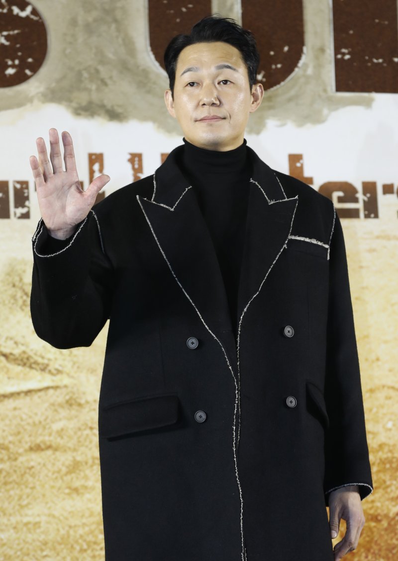 [단독] 박성웅, 15년만에 다시 김유신 된다…KBS 대하사극 '대왕문무' 출연