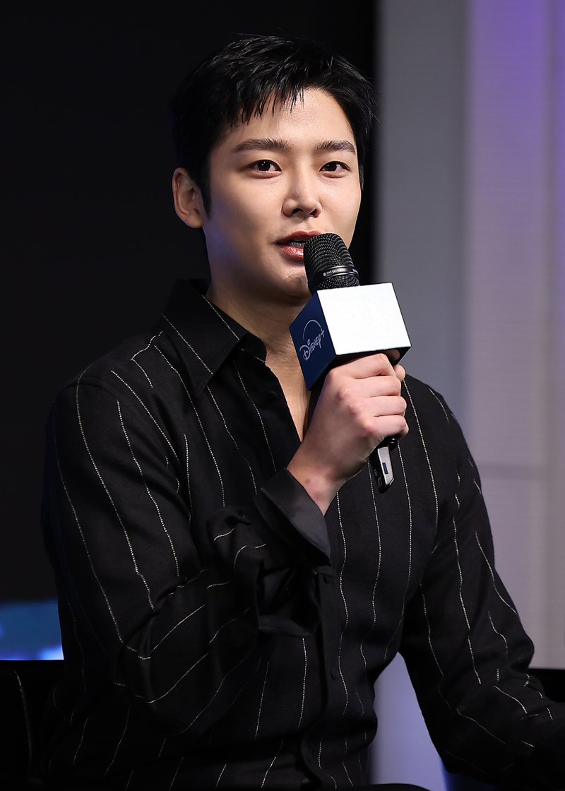 '10월 입대' 로운 건강히 잘 다녀올 것…안 쉬고 연기하겠다 [N현장]