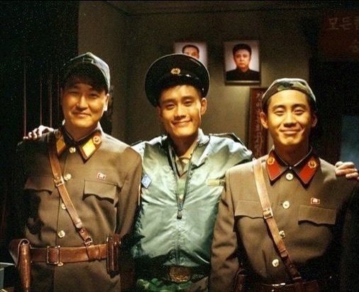 이병헌·송강호·신하균, 25년 만에 재회한 'JSA'팀…추억 소환 [N샷]