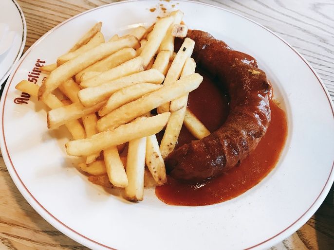 獨서도 원조 논쟁…길거리 음식 '커리부르스트' 우리가 먼저...