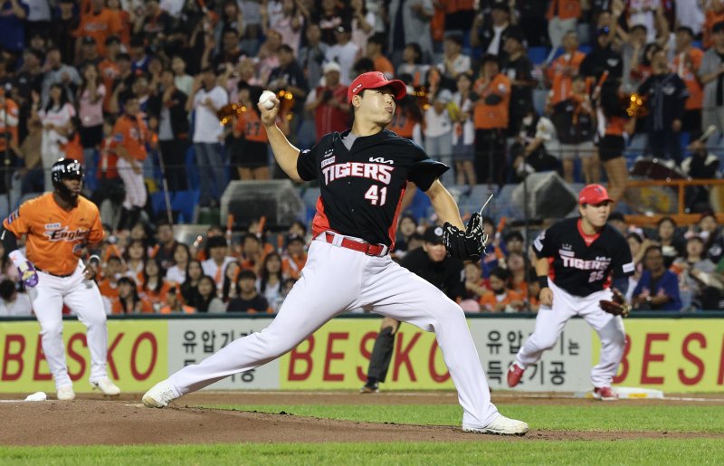 KIA는 쉬어간다 생각지 않는다. 왜? 마운드가 예상보다 괜찮다. 특히 우투수가 그렇다