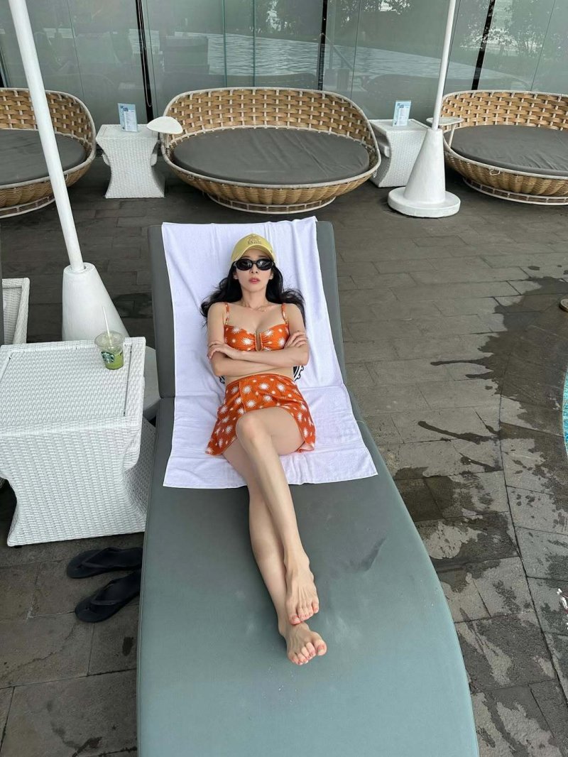 산다라박, 발리에서 뽐낸 과감 비키니 자태…반전 볼륨감 [N샷]