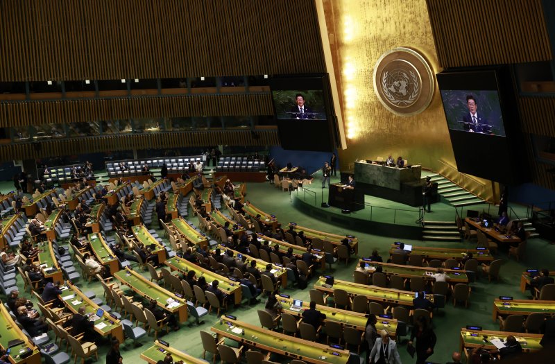 [뉴욕=뉴시스] 최동준 기자 = 이재명 대통령이 23일(현지 시간) 미국 뉴욕 유엔 본부에서 열린 제80차 유엔 총회에서 기조연설을 하고 있다. 2025.09.24. photocdj@newsis.com