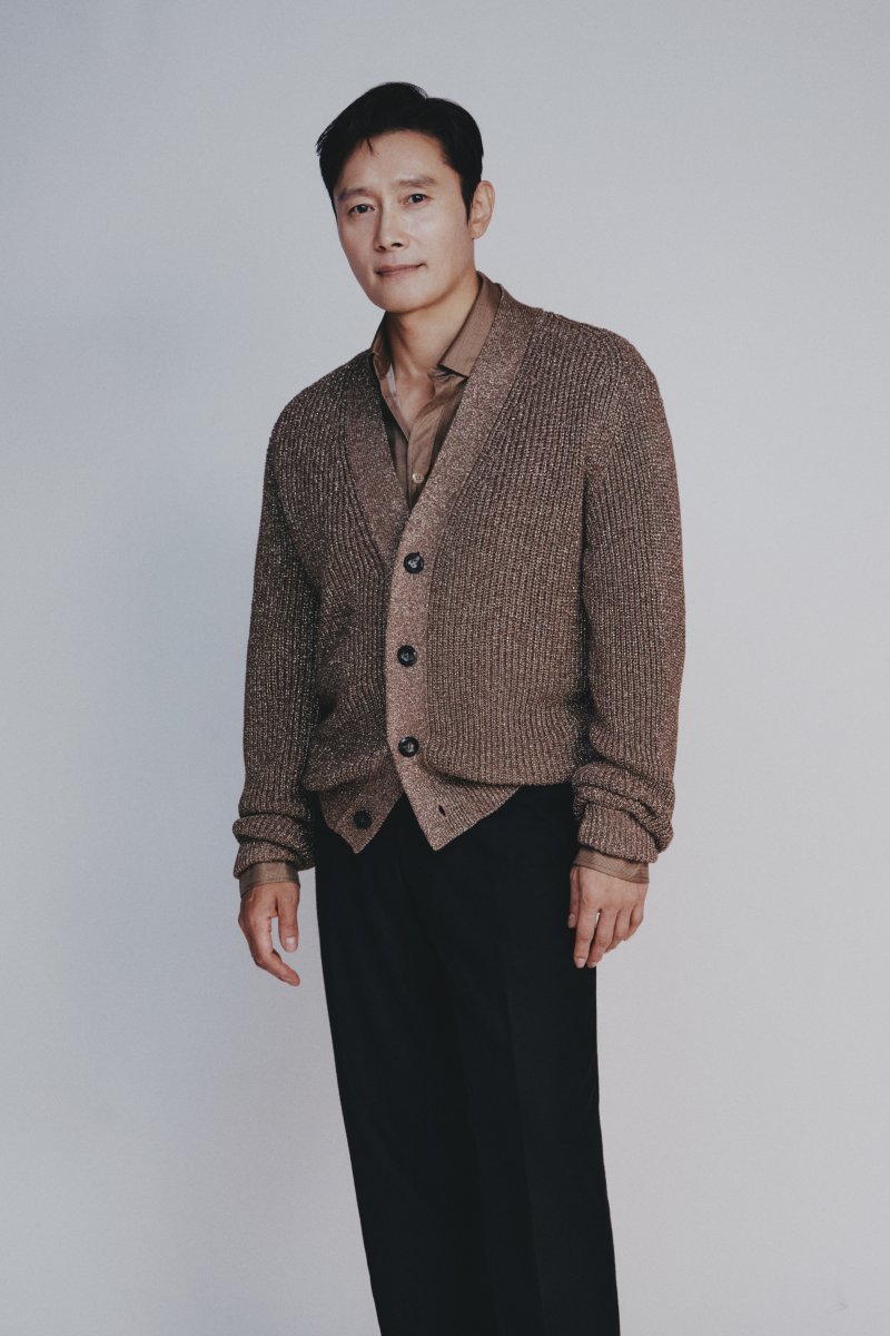 이병헌고 공감한 실직 위기 AI 대체, 먼 미래 아냐…위기감 느꼈다 [N인터뷰]