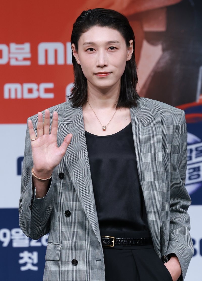 신인감독 김연경 팀 하나되게 만들고팠다…배구 예능 더 재밌을것