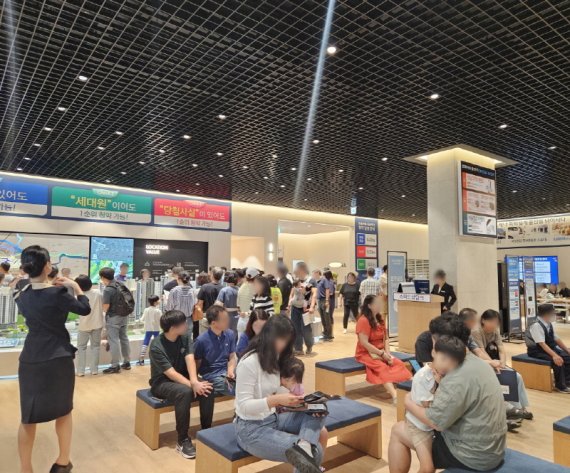 ‘한화포레나 울산무거’ 견본주택, 개관 첫 주말 1만 2천 명 방문