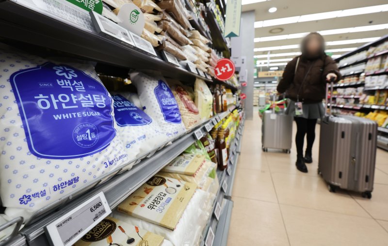 '제로'음료 인기인데 설탕세 논란 4년 만에 재점화…"소비자 부담 전가"