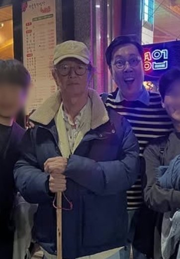 김영철  故 전유성. 신인 때 책 사주며 조언…그 말씀대로 살겠다