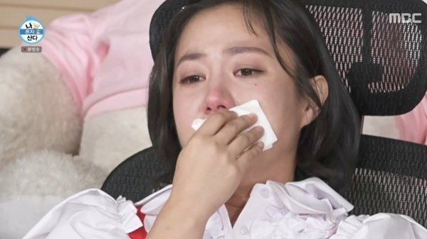 박나래 "할머니 나래 왔어요"…텅 빈 조부모님 집에 오열