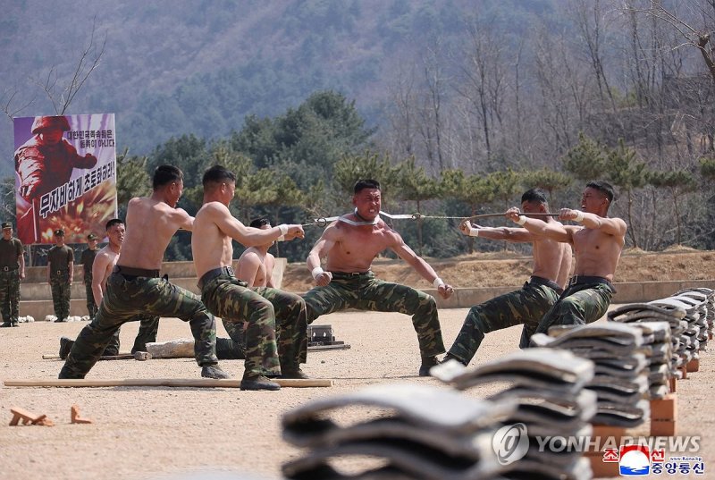 2025년 4월 북한 특수부대 훈련 모습 (출처=연합뉴스)