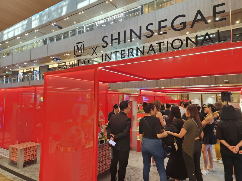 [서울=뉴시스] 신세계인터내셔날 싱가포르 팝업 전경. (사진=신세계인터내셔날 제공) *재판매 및 DB 금지