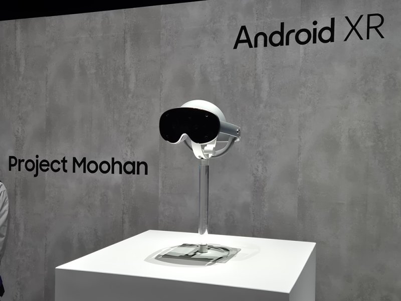 [새너제이=뉴시스] 삼성전자가 23일(현지시간) 미국 캘리포니아주 새너제이 SAP 센터에서 갤럭시 언팩2025를 열었다. 현장에서는 구글과 협업으로 준비 중인 XR 헤드셋 '프로젝트 무한' 모델을 전시했다. 다만 실제 착용하거나 만져볼 수는 없었다.