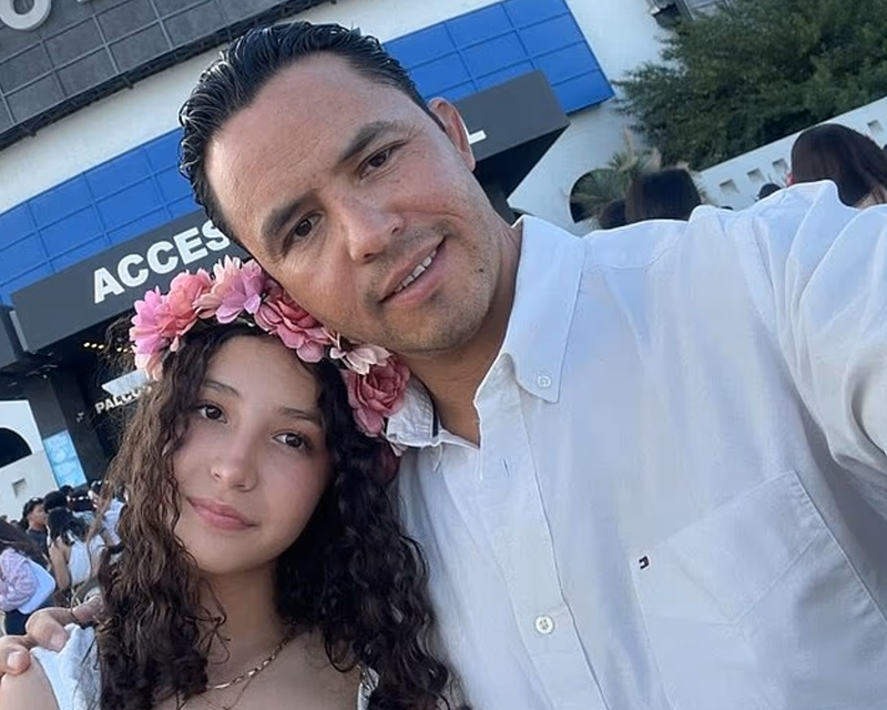 장례식장서 발견한 10대 소녀 사망 원인... 가슴 확대 수술?