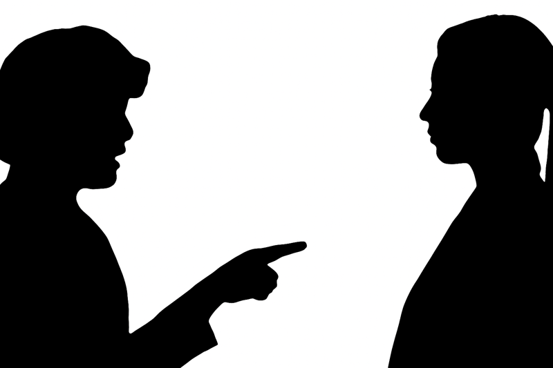에볼루션 바카라사이트 시누이가 에볼루션 바카라사이트를 엿본 뒤 시부모에게 이른 뒤 훈계를 들은 여성의 사연을 AI를 활용해 이미지로 생성. /사진=챗GPT