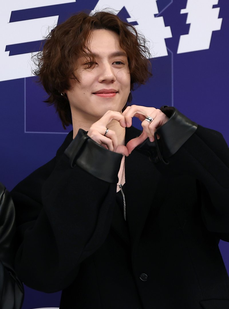 내 생각 해줘 갓세븐 유겸, 29일 육군 군악대 입대…팀 내 세번째