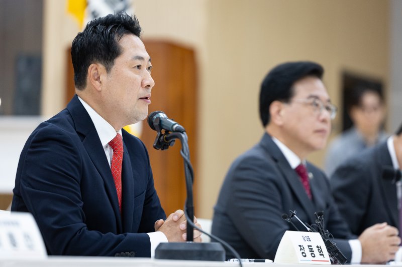 장동혁 국민의힘 대표가 29일 인천 중구 인천관광공사에서 열린 현장최고위원회의에서 모두 발언을 하고 있다. 2025.9.29/뉴스1 ⓒ News1 유승관 기자