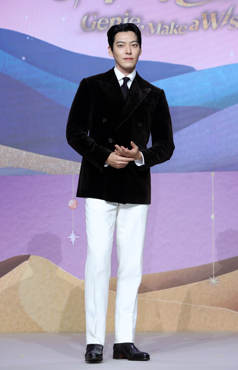 '완벽 비주얼' 김우빈&middot;수지, 9년 만에 '다 이루어질지니'로 호흡 [뉴시스Pic]