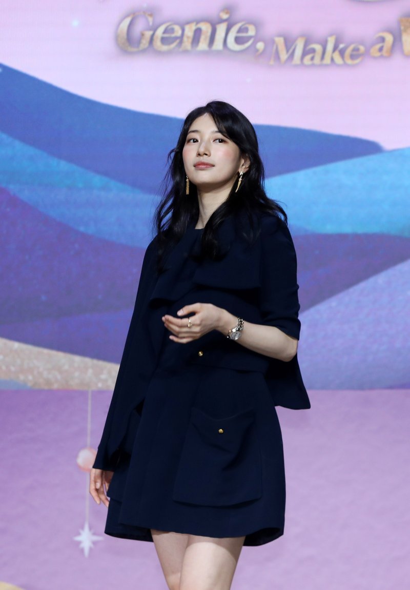 '완벽 비주얼' 김우빈&middot;수지, 9년 만에 '다 이루어질지니'로 호흡 [뉴시스Pic]