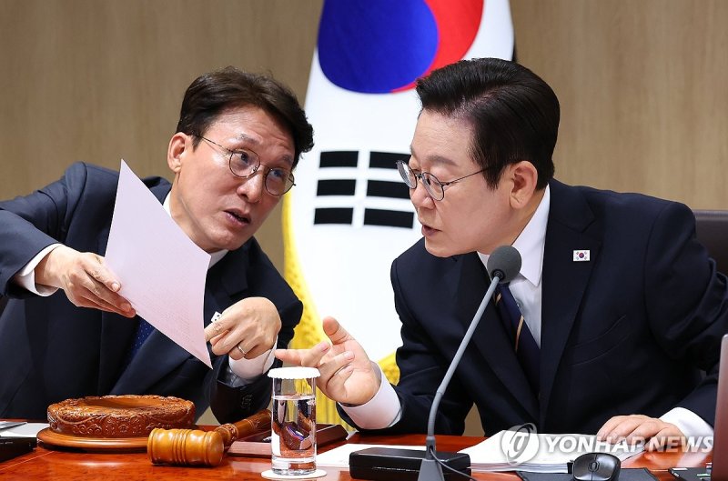 이재명 대통령과 김민석 국무총리 (출처=연합뉴스)