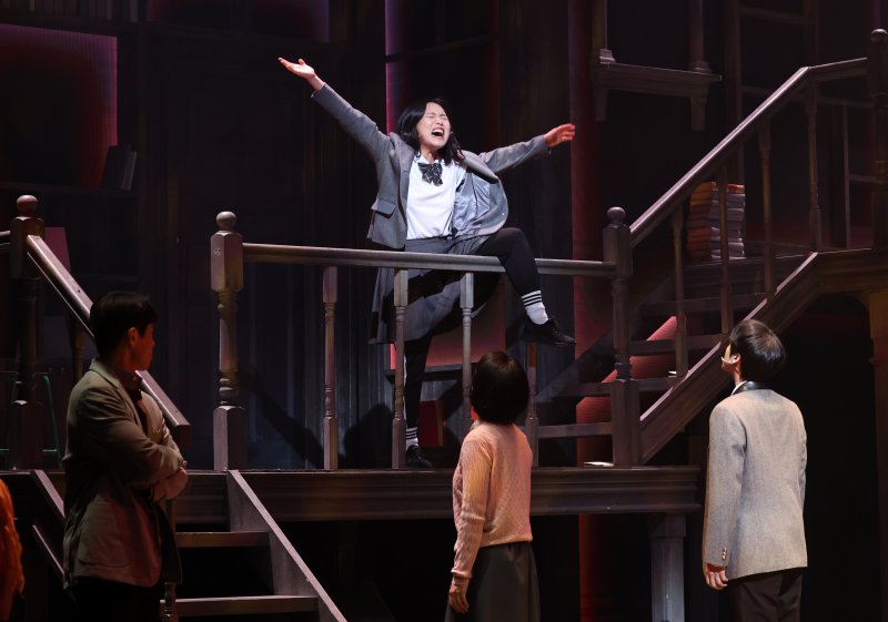 뮤지컬 '아몬드' 프레스콜이 열린 9월 30일 오후 서울 종로구 NOL 유니플렉스에서 도라 역의 송영미 배우가 하이라이트 장면 시연을 하고 있다. 뉴시스