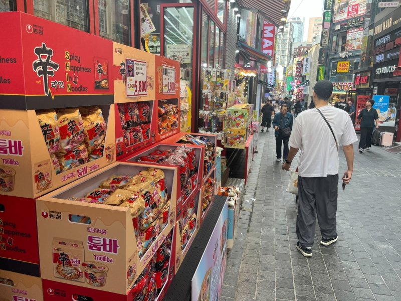 명동 거리 (출처=연합뉴스)