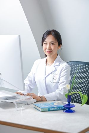 디지털시대, 피부 진단은 어떻게 바뀌고 있을까? [전은영의 피부이야기]