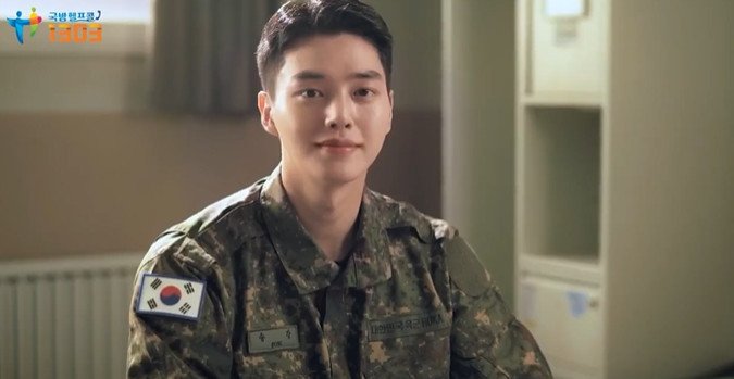 송강, 돌아온다…1일 만기 전역→복귀작 준비