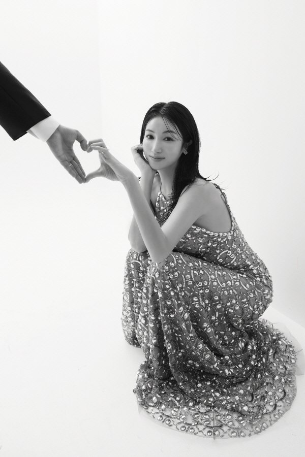 김옥빈, 11월 16일 비연예인과 결혼…"소중한 인연 만나 백년가약" [공식]