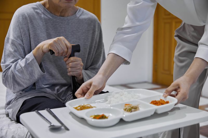 5년 간병한 건 난데 아파트는 임종도 안 지킨 오빠한테… 울분