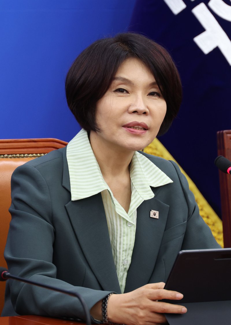 [서울=뉴시스] 조성봉 기자 = 바카라사이트 제작 더불어민주당 바카라사이트 제작위의장이 지난달 25일 오전 서울 여의도 국회에서 열린 바카라사이트 제작조정회의에서 발언을 하고 있다. 2025.09.25. suncho21@newsis.com