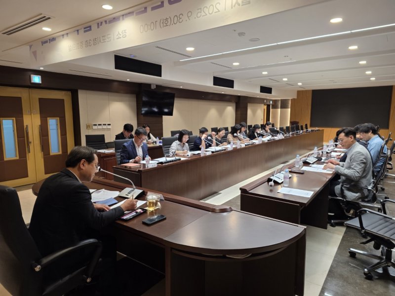 [군포=뉴시스] 군포시는 최근 바카라사이트 카지노사이트 실무 기획단 회의를 열고, '국무조정실 청년 친화 도시 지정 공모' 선정에 주력했다. (사진=군포시 제공). 2025.10.0.photo@newsis.com