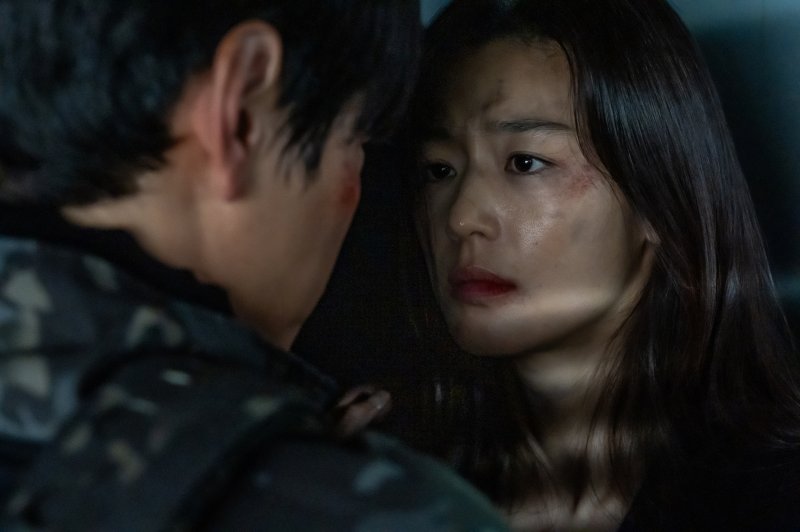 전지현·강동원인데…잠잠한 '북극성' 1일 최종회 공개 [N이슈]