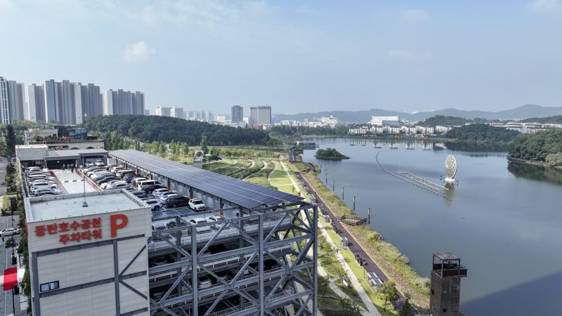 동탄호수공원 주차타워 항공사진. 화성시 제공