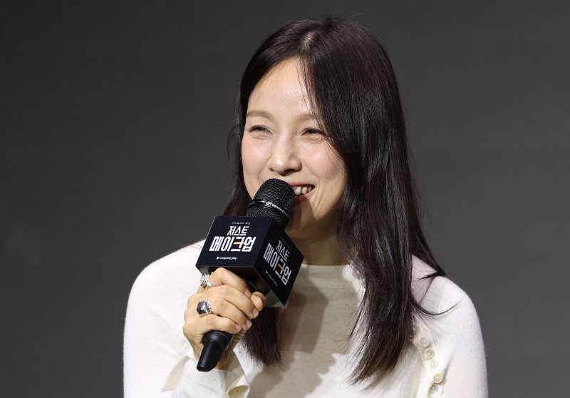 이효리 "전현무·김성주 참고" 메이크업 서바이벌 MC 출격(종합)[N현장]