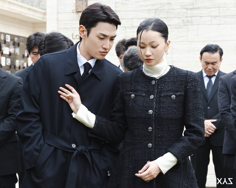 장윤주, 냉혹한 '사패' 연기 변신…눈빛부터 달라