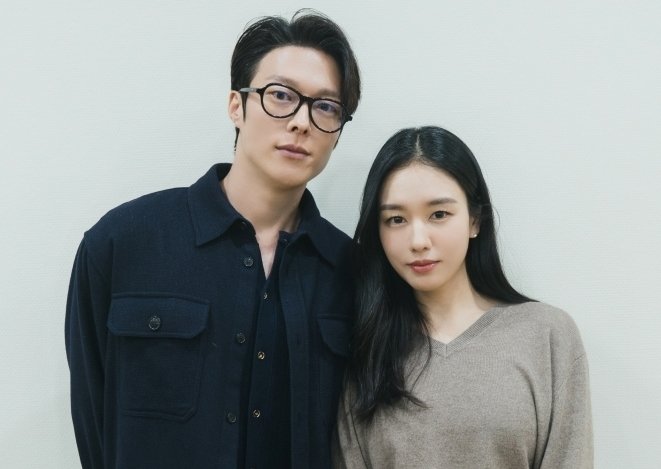 장기용·안은진 투샷부터 설레는 '키스는 괜히 해서!'