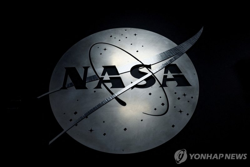 美정부 셧다운에도 '인류 달 착륙' 임무 NASA 직원들은 근무 - 파이낸셜뉴스