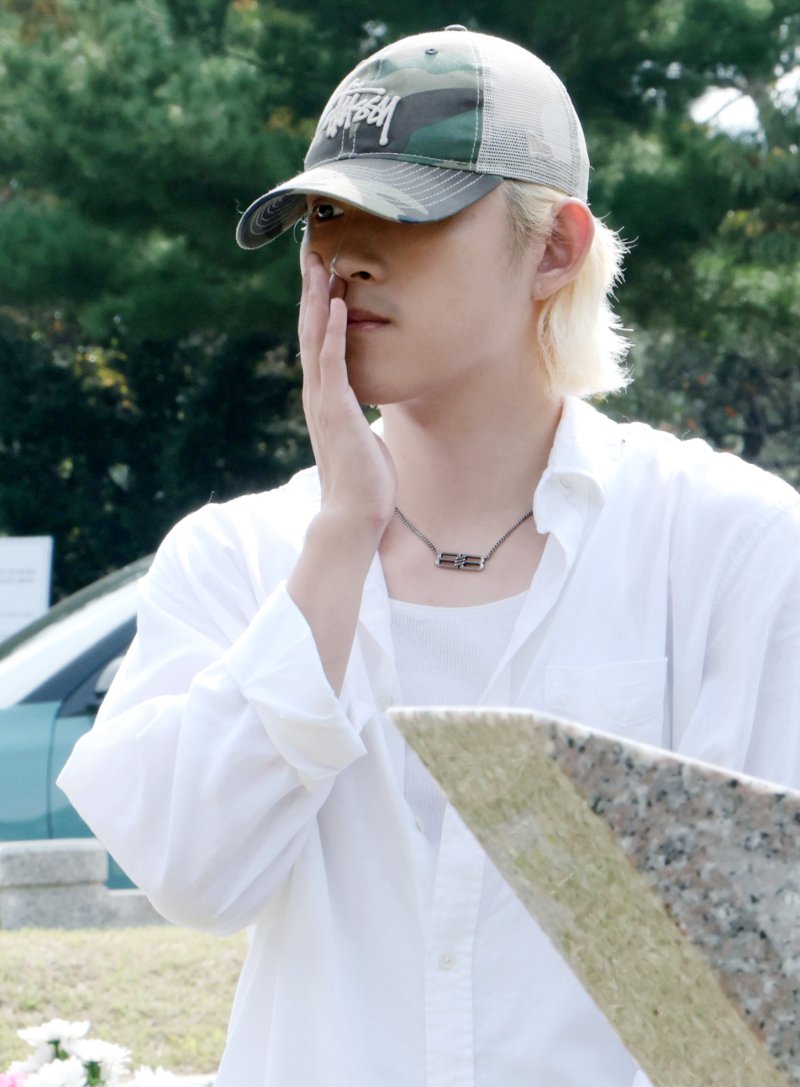 [뉴스1 ★]“항상 보고 싶어”…故 최진실 17주기, 아들 최환희 뭉클한 고백