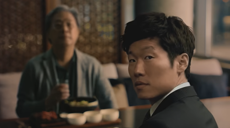 2025 경주 아시아·태평양경제협력체(APEC) 정상회의 준비기획단이 2일 특별 홍보 영상을 공개했다. 영상에는 영화감독 박찬욱(왼쪽), 축구선수 박지성 등이 등장한다. /사진=APEC 준비기획단 영상 캡처