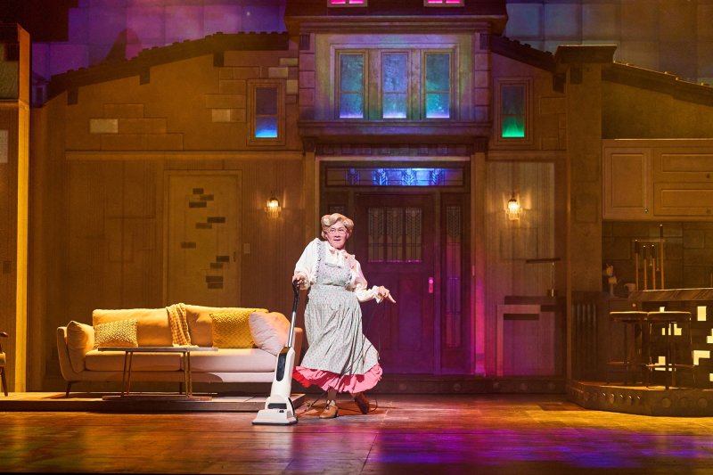 정상훈, 인생캐 경신…뮤지컬 '미세스 다웃파이어' 열연