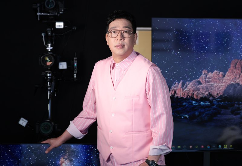 [뉴스1 ★]강병규 ‘더 크루’ 녹화 현장 공개…대본부터 리허설까지 꼼꼼하게