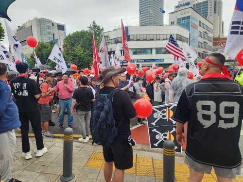 서울 도심 보수단체 집회·행진…여전히 "차이나 아웃"(종합) (출처=연합뉴스)