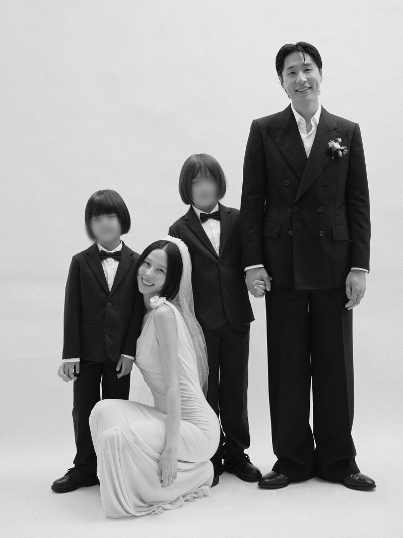 김나영·마이큐 드디어 결혼식 올렸다, 두 아들도 함께…가족 됐다