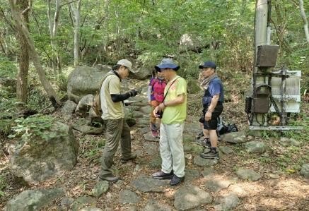 [산청=뉴시스] 국립공원공단 지리산국립공원경남사무소는 가을성수기 불법·무질서 바카라사이트 목록 집중단속 사전예고를 내달 14일까지 실시한다. (사진=산청군 제공) 2025.10.05. photo@newsis.com *재판매 및 DB 금지