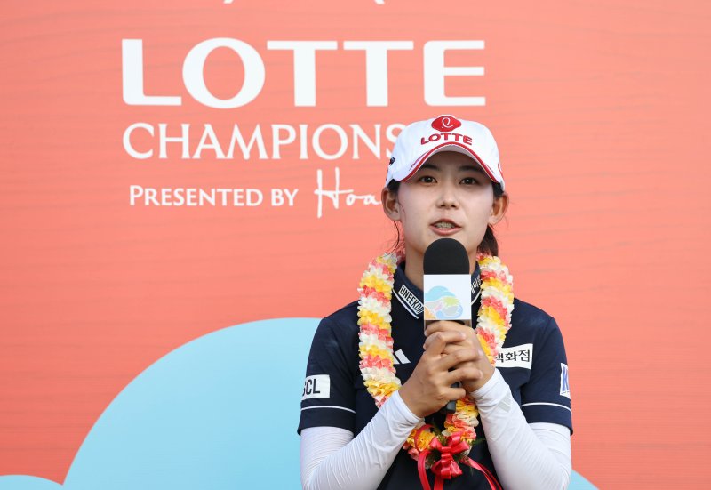 작은 체구, 거대한 탄도…LPGA서 황유민이 휘두른 초록빛 역작, 캘러웨이 ‘엘리트’와 'S2S'의 비상