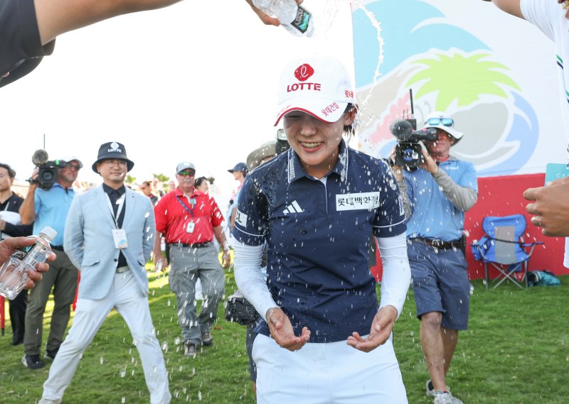 작은 체구, 거대한 탄도…LPGA서 황유민이 휘두른 초록빛 역작, 캘러웨이 ‘엘리트’와 'S2S'의 비상