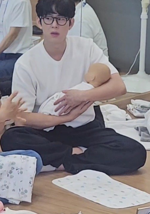 손민수, 산후조리사 자격증 땄다…"열달 고생한 아내 임라라 위해"