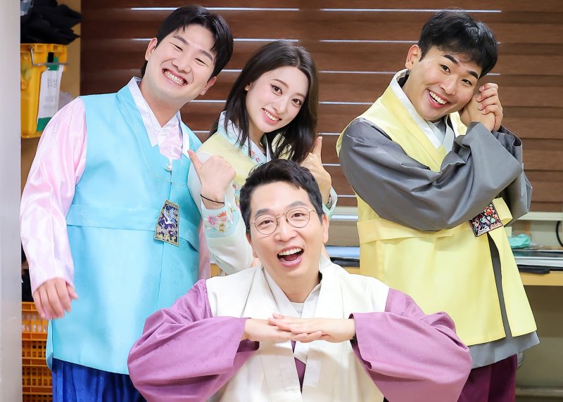 '개콘-황해2025' "추석엔 피싱 조심…저희 보고 웃으라~" [한복인터뷰]